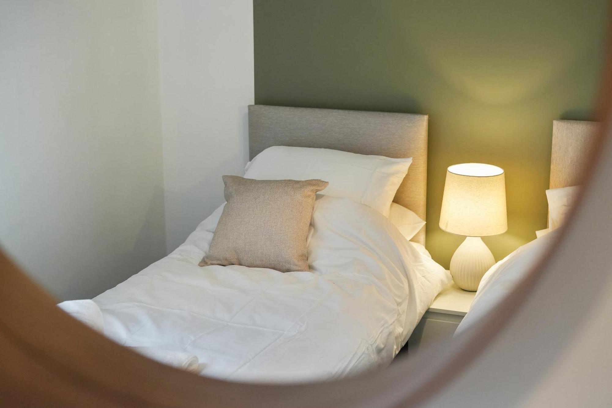 Sheffield Apt, Free Parking, Perfect For Workers Stannington  Bagian luar foto